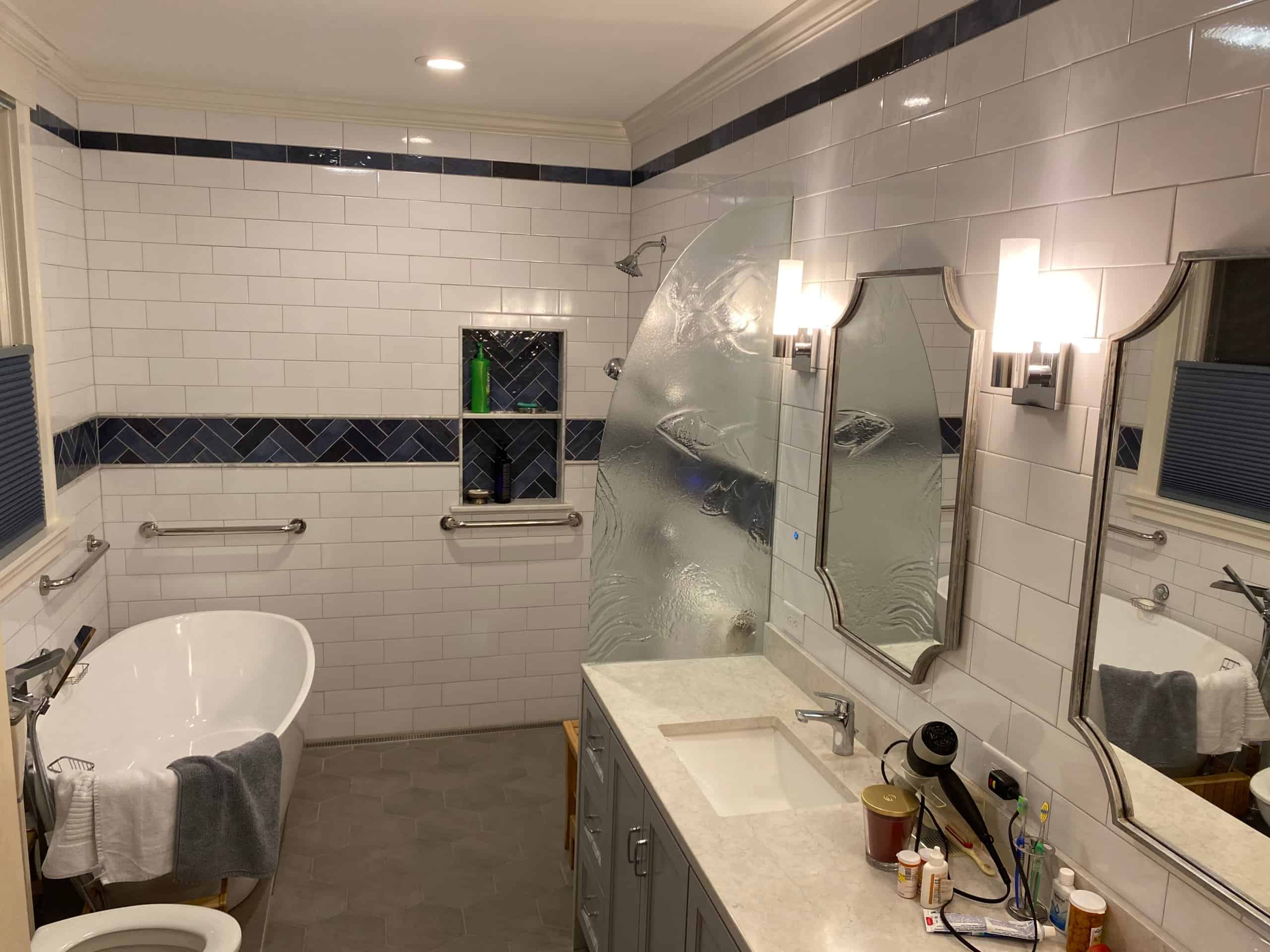 Smart Stylish Bathroom Vanity